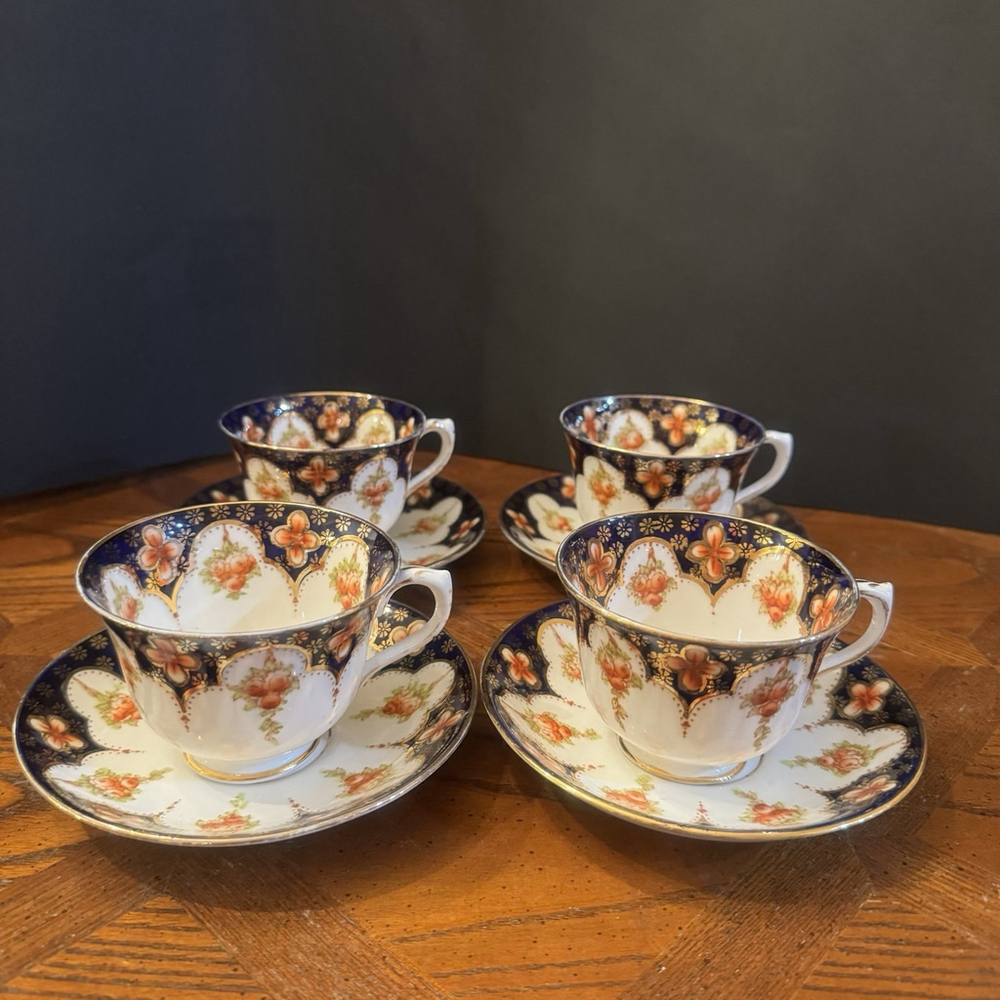 Set Of 8 Vtg Royal Albert Crown China Imari Style 4692 Cobalt Blue Cup & Saucer - Picture 12 of 12